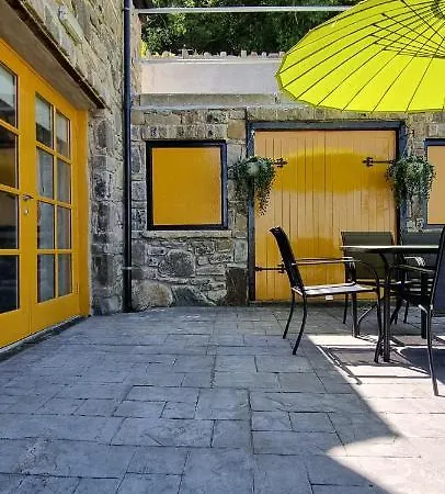 Frontview Cottage - Sleeps 6 Ballynahinch Exterior photo