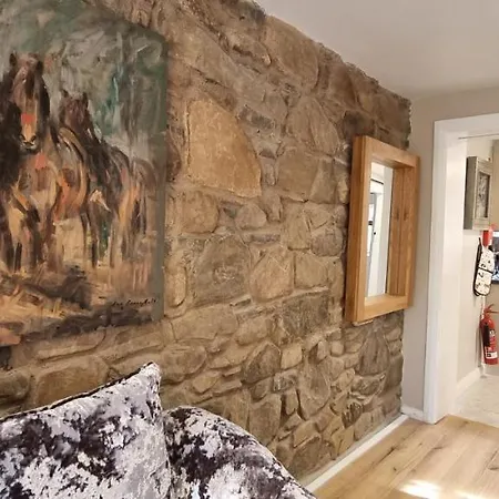 Frontview Cottage - Sleeps 6 Ballynahinch Exterior photo