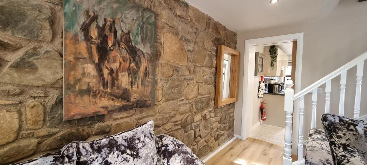 Holiday home Frontview - Sleeps 6 *